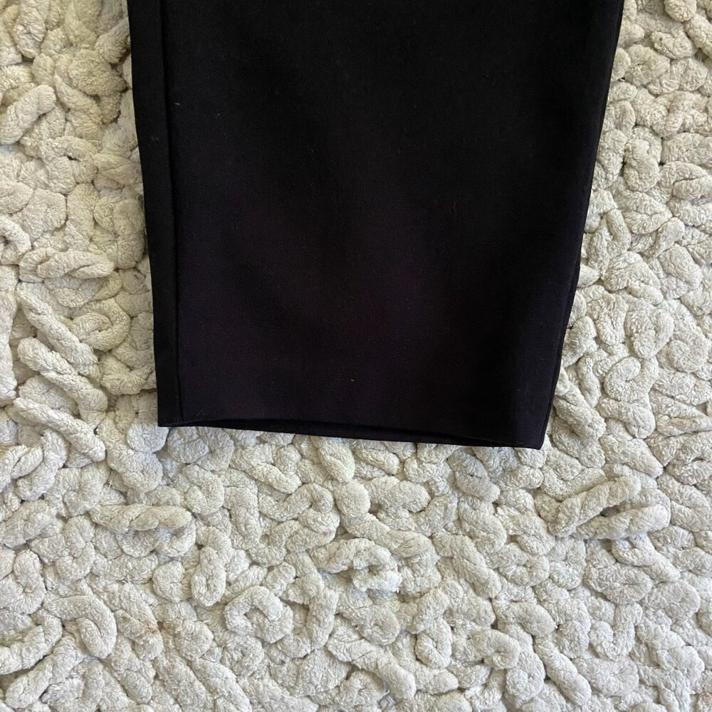 EUC Calvin Klein Short Sleeve Crew Neck Tie Waist Scuba Crepe Jumpsuit Sz 2 - Picture 8 of 10